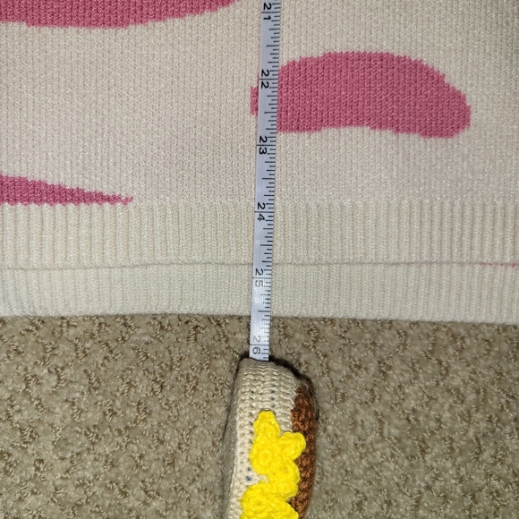 NWT Moon & Madison Smiley NEW Oversized 24.5 PTP Sweater Pink & White Size M… - Picture 6 of 11